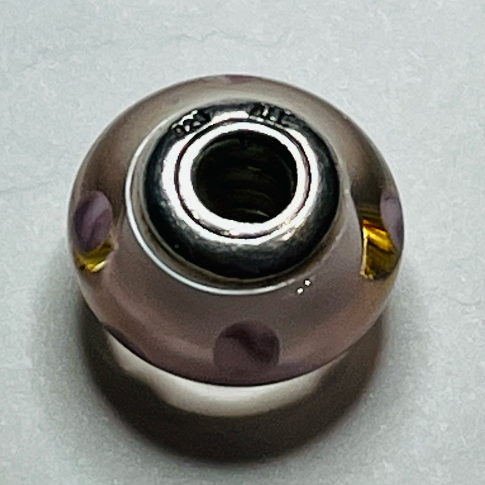 Pink Murano Glass with polka dots and silver center - Picture 3 of 6
